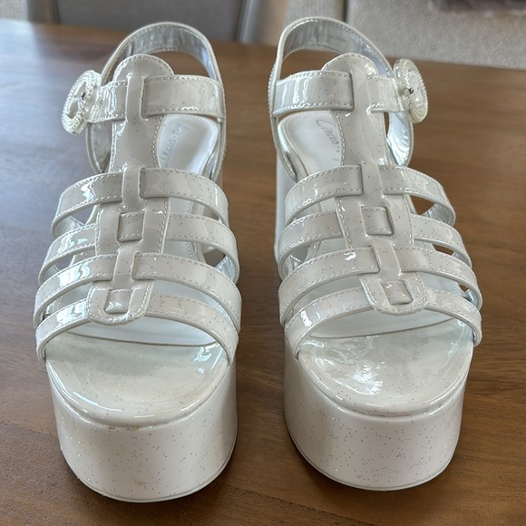 Circus by Sam Edelman Strappy Platform Sandal - Picture 3 of 14